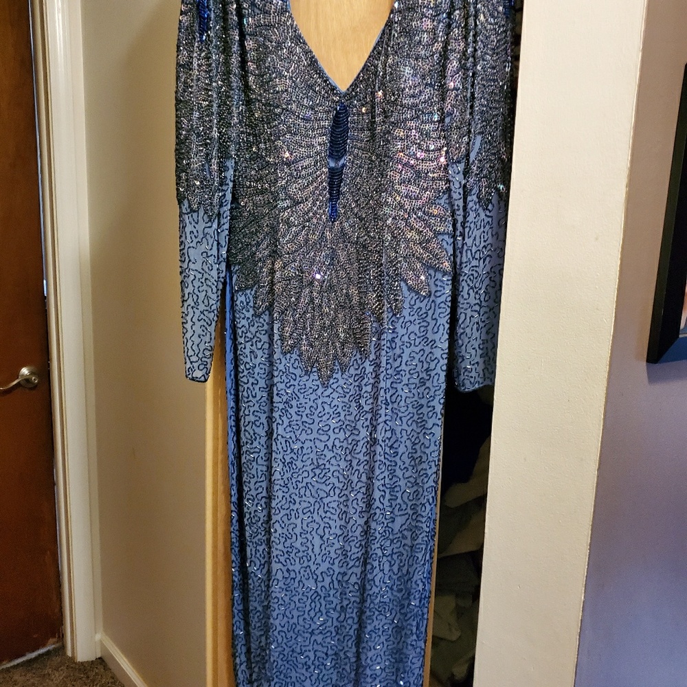Ladies pageant gown